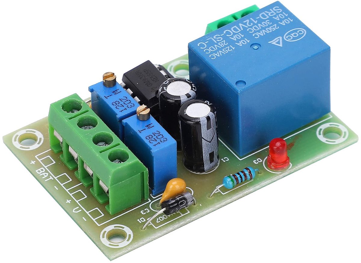 Allecto - 12V Controlemodule - Batterij Opladen - Voedingskaart Paneel - Voorkoming van Overlading - Accu Bescherming - Geschikt voor Diverse Acc