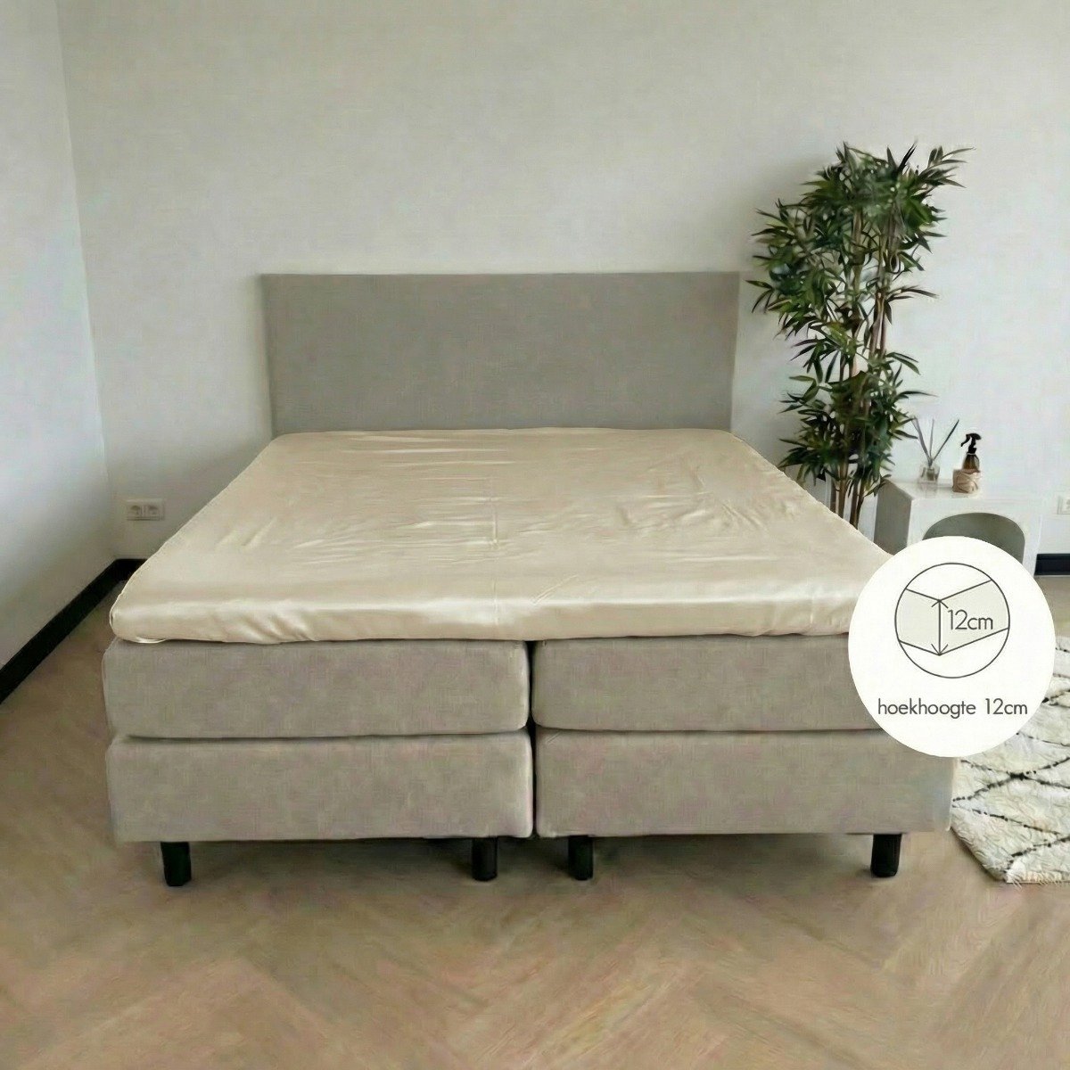 kayori Saya Topper Hoeslaken Katoensatijn Offw - 160x200-210cm - Matrasdikte 12cm - Luxe & Zacht- Offwhite - 160x200-210 - Tweepersoons- Offwhite