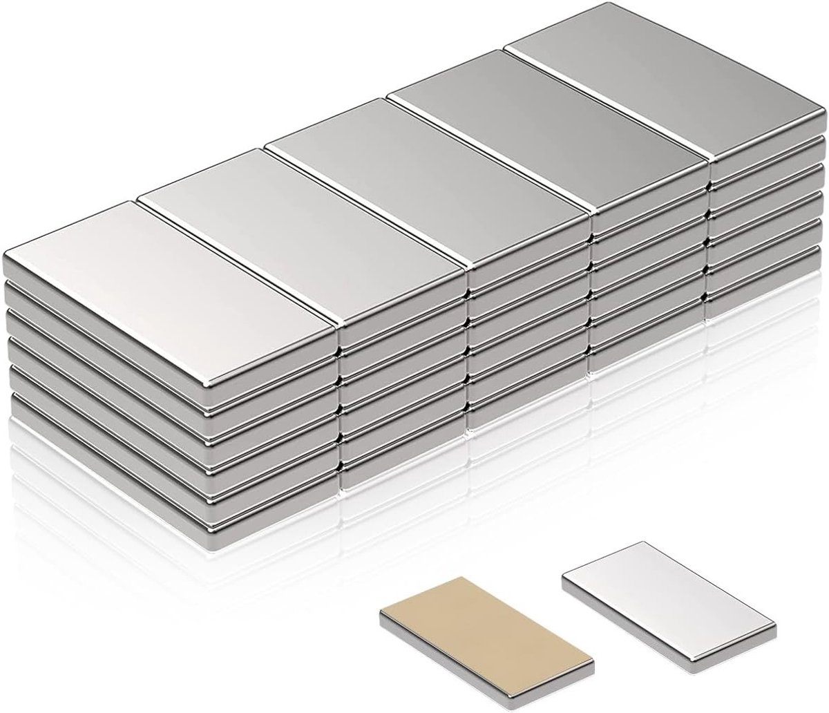 30 Stuks Neodymium Magneten Zelfklevend, 20x10x1mm Sterke Platte Magneten voor Witborden, Koelkasten en Creatieve Projecten