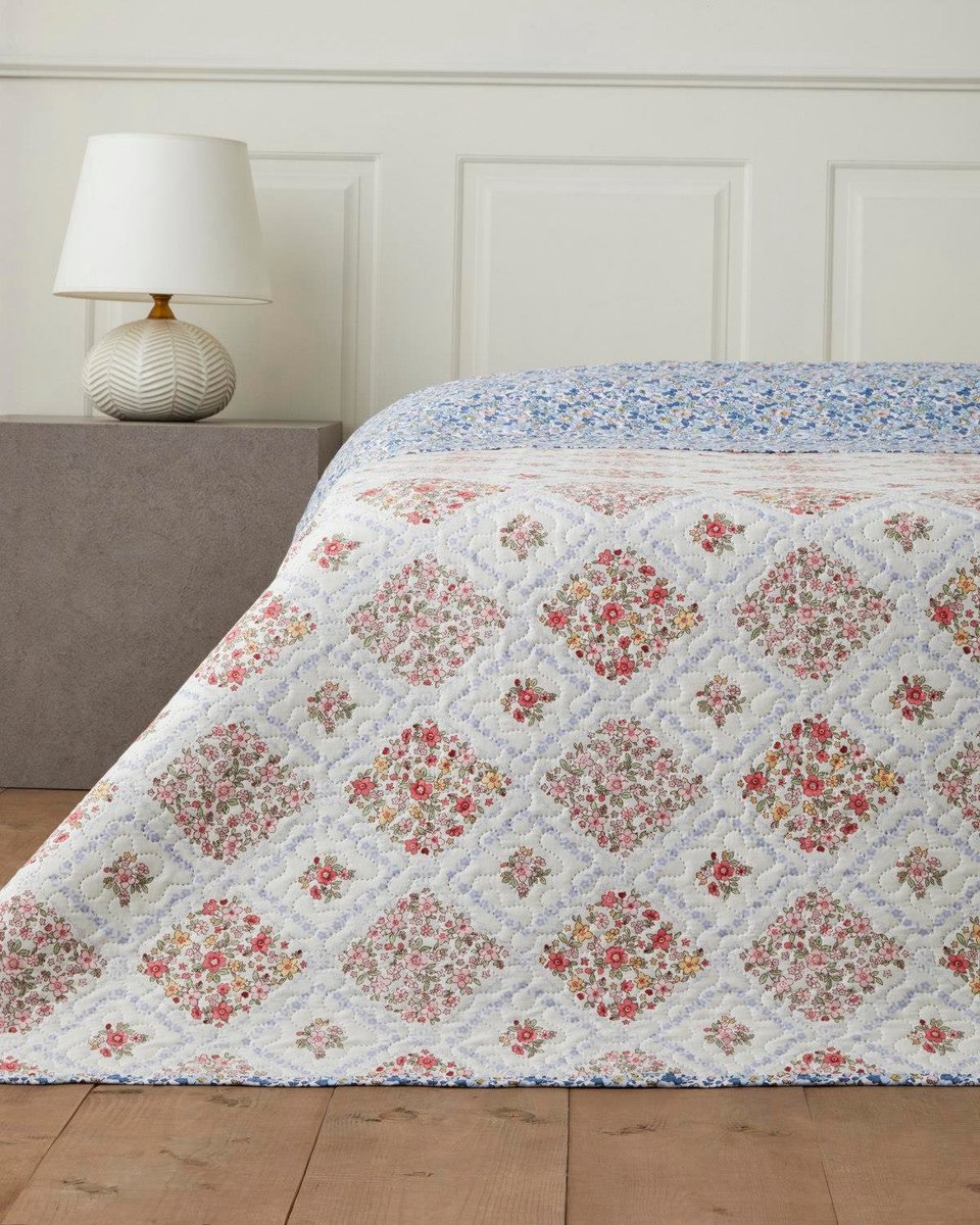 English Home - Penny Bloom Sprei 160x200 cm – Eenpersoons– Polyester - Dekbed zonder overtrek - Multi Cover Purpose -Double sided - Bedrukt dekbed - Bedsprei – Zomerdeken - Wasbaar -Kleurrijk