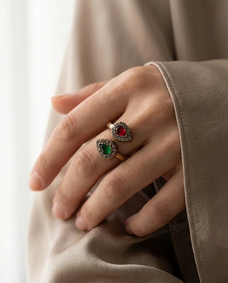 Dorvina Bronzen Sieraad Authentiek Rood Groen Kristallen Steen Lale Model Van Voren Verstelbaar Vintage Dames Ring