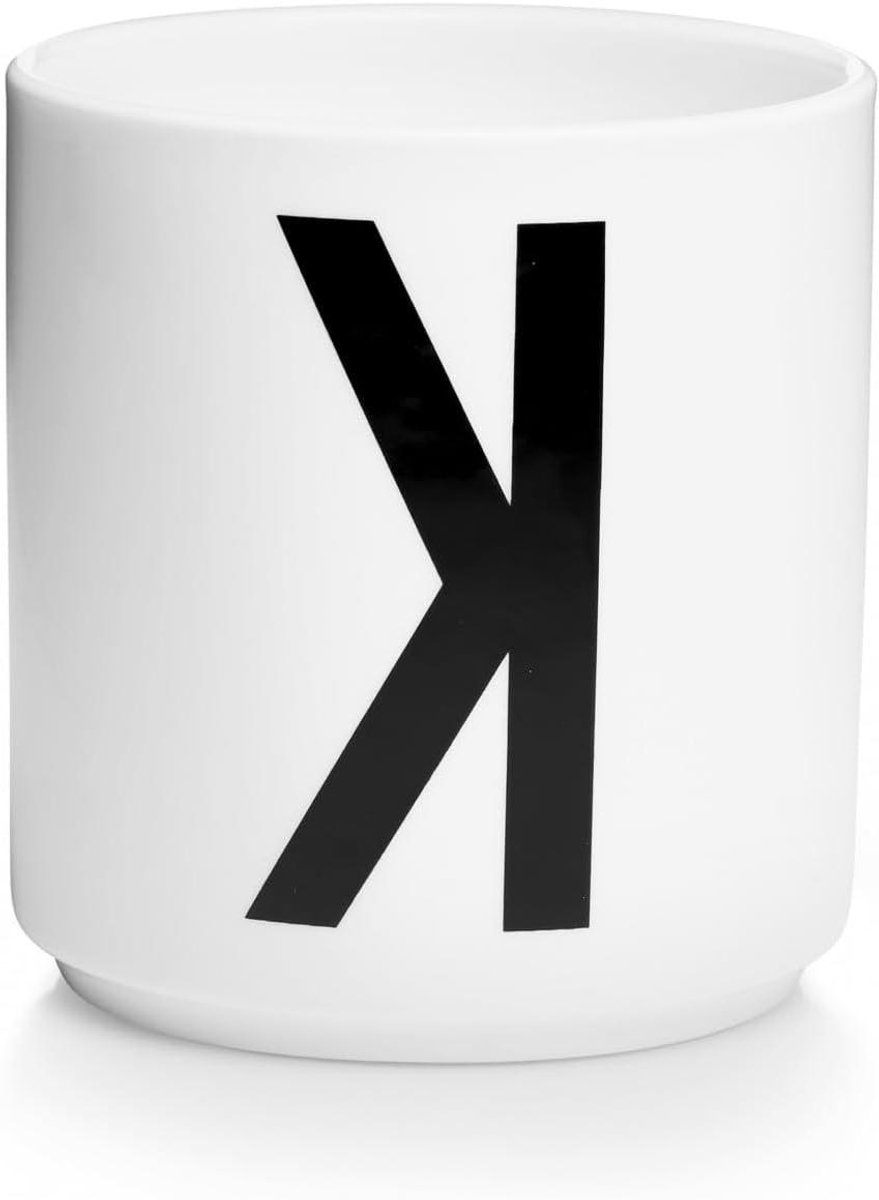Koffiemok met Letter - Porseleinen Beker - Dagelijks Gebruik - Deens Ontwerp - 250 Ml - Wit
