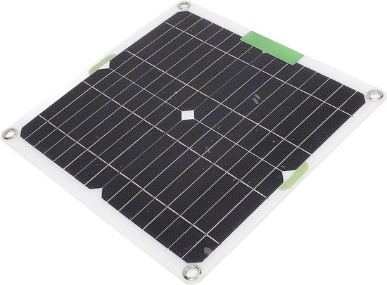 Zwart zonnepaneel met witte rand en groene hoekclips.