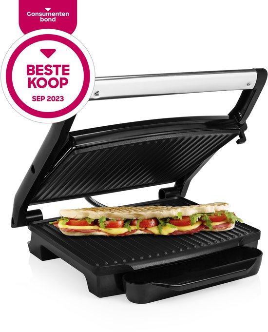 Zwarte contactgrill open met een belegd broodje, met "Beste Koop sep 2023" zegel.