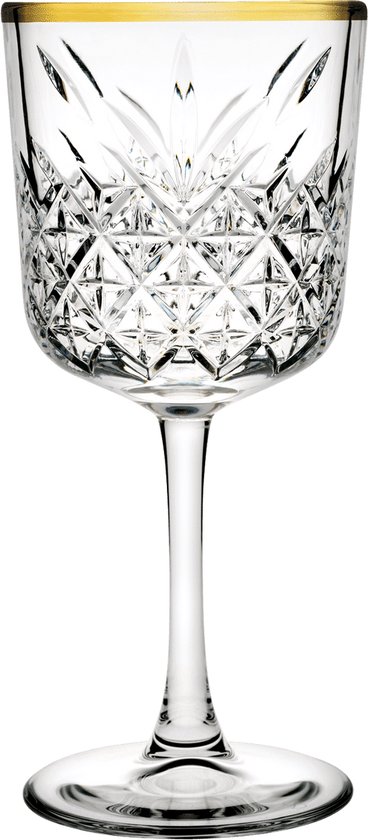 Verre à vin en cristal avec bordure dorée et motif taillé en diamant détaillé.