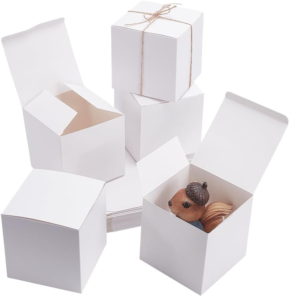 30 stuks kleine geschenkdozen - witte vierkante geschenkdozen van papier met deksel - opvouwbare partygeschenkdoos met 30 jute touwen voor bruiloft - verjaardag - bruidsfeest - feest - doe-het-zelf