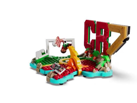 LEGO Editions - Cristiano Ronaldo - Temps forts du football CR 7 Ensemble de construction de football pour enfants - 43012