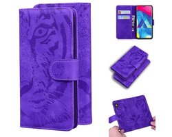 Geschikt voorTelefoonhoesje voor Samsung Galaxy A10 - M10, gemaakt van PU-leer en zachte siliconen, met een magnetische standaard in portemonneestijl met tijgerreliëf - Paars.