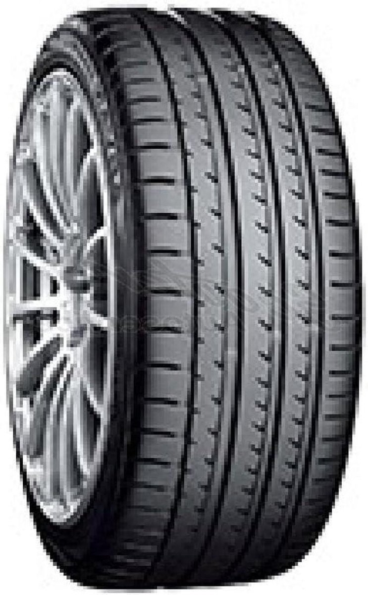 Zomerband - Autoband band - Veilig Rijden - Stabiel bochtenwerk - 225/45 R18 - Zwart