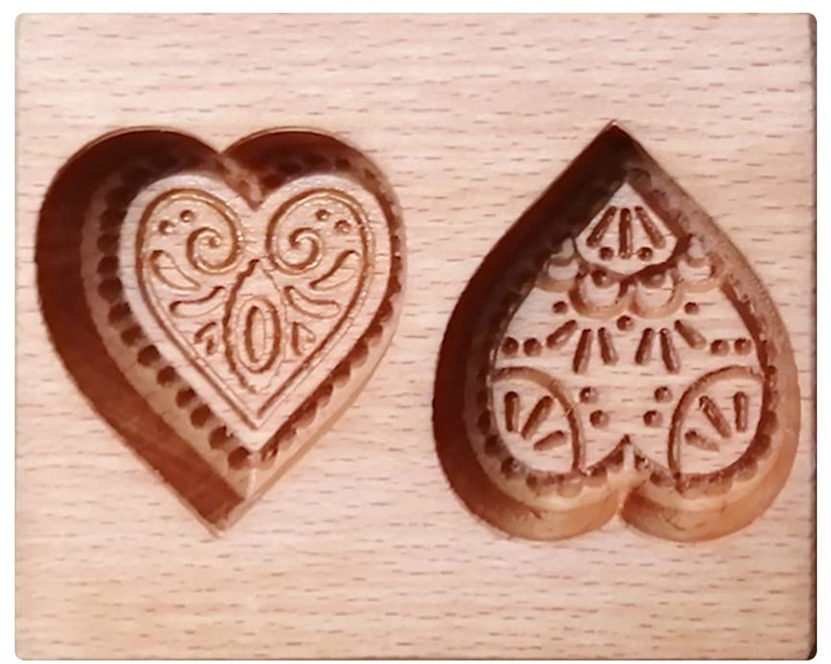 Dailygoods - Houten Koekjesvormen voor Bakken in Hartvorm