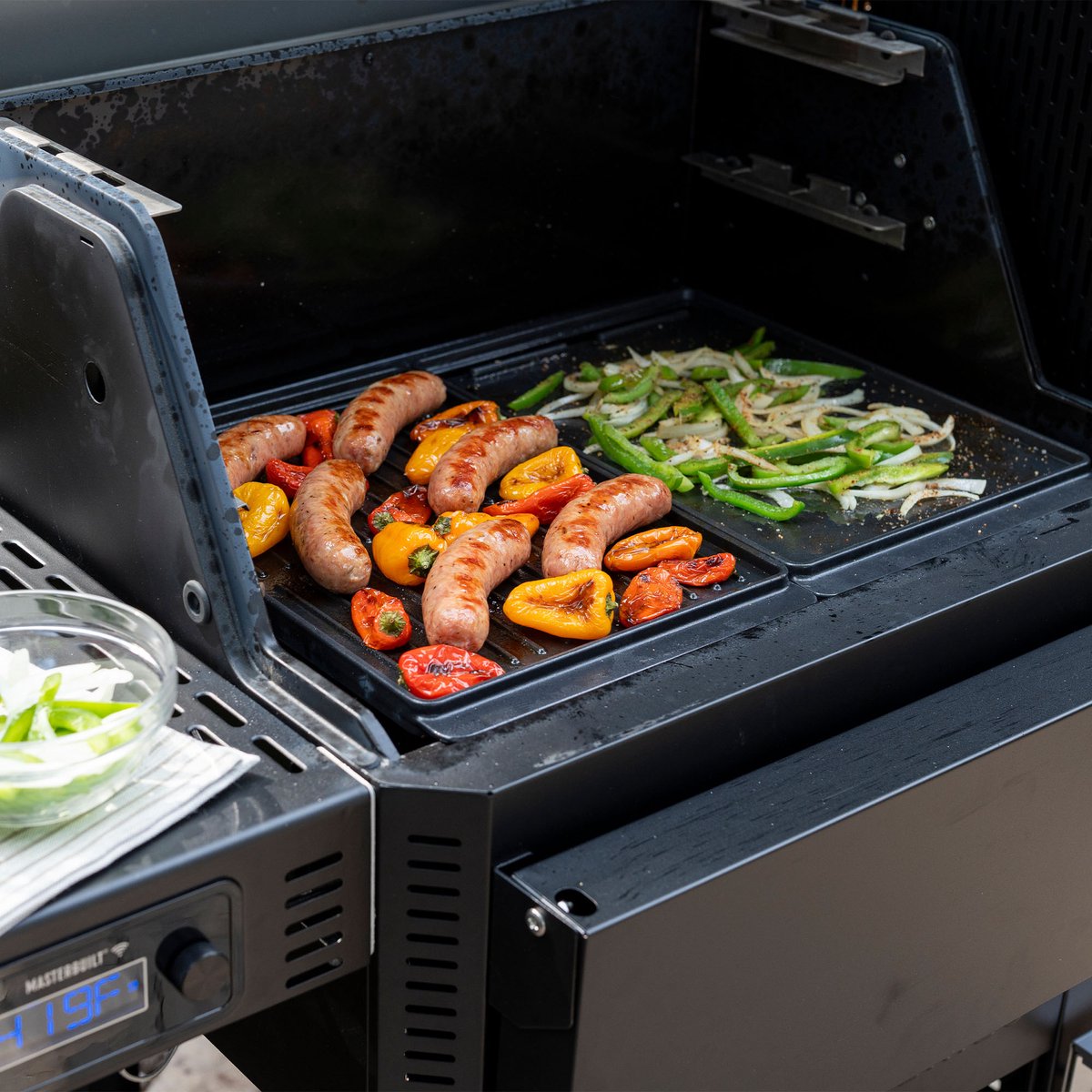 Masterbuilt Griddle/Plancha Plate for Barbecue