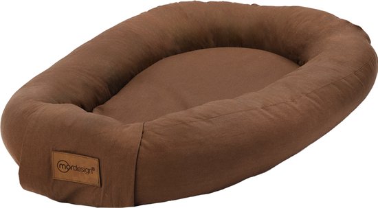 Bruin babynestje van MorDesign met verhoogde, zachte zijkanten.