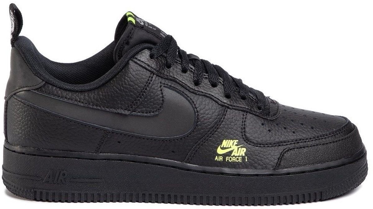 Nike Nike Air Force 1 LV8 Utility ‘ Volt’ Limited Edition Sneakers Heren Zwart
