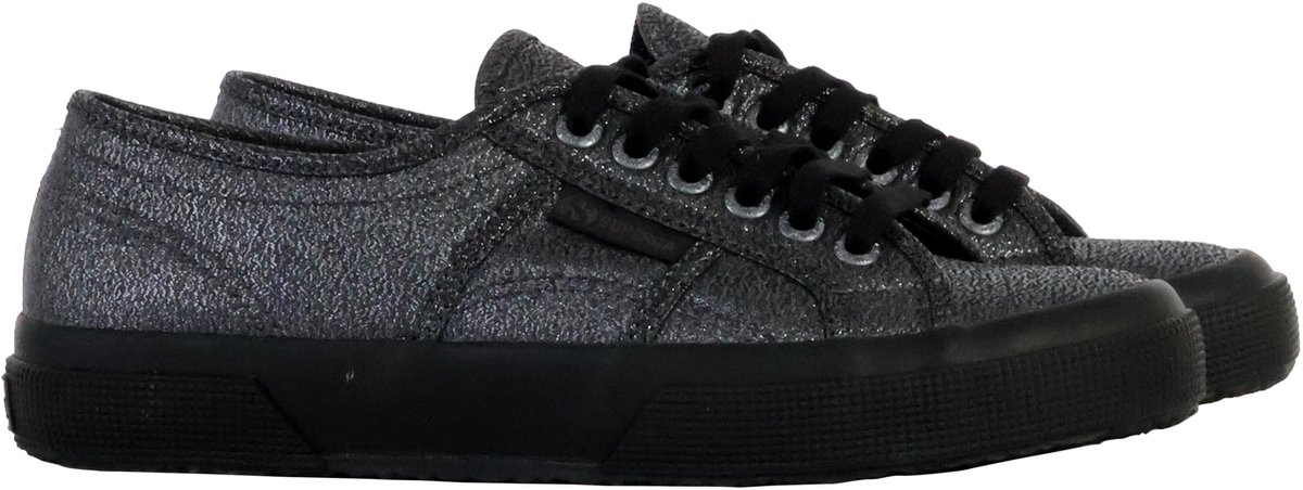 Lamew lage sneakers met veters
