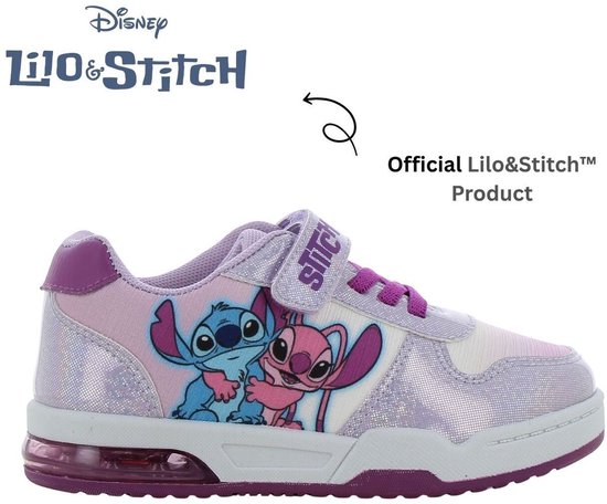 Lichtpaarse sneakers met Stitch en Angel print. Klittenbandsluiting en paarse veters. Officieel Lilo & Stitch product.