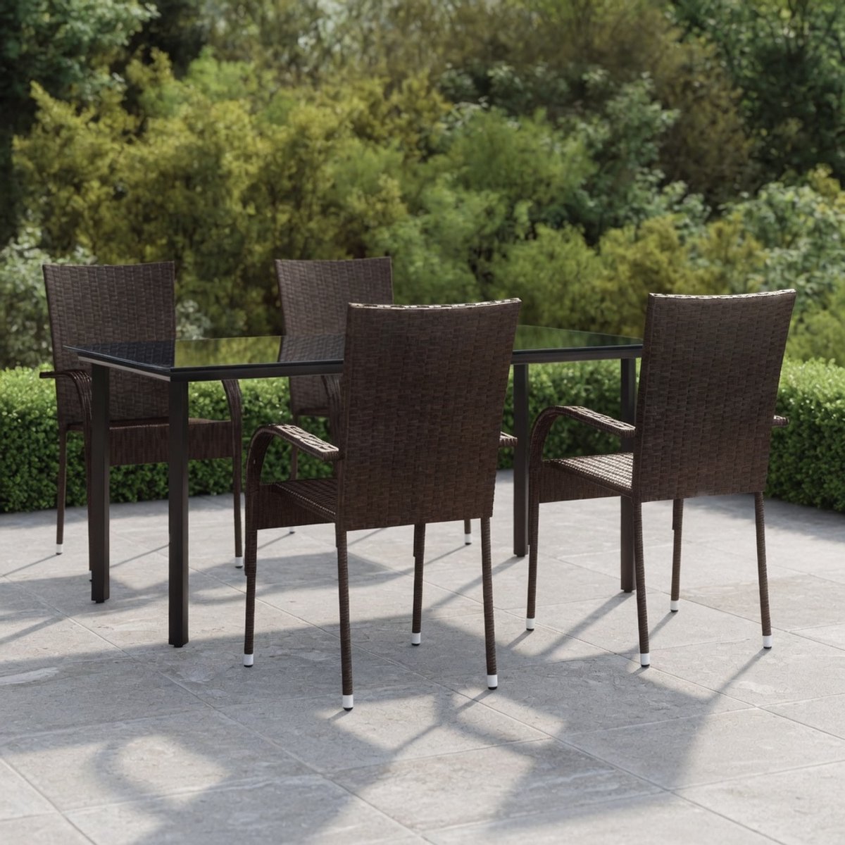5-Delige Polyrotan Eetgroep Bruin met Glazen Tafel – Tuinmeubelset 4 Stoelen + Tafel – Weerbestendige Tuinset Stapelbaar – Voor Tuin & Terras – IndustroHome