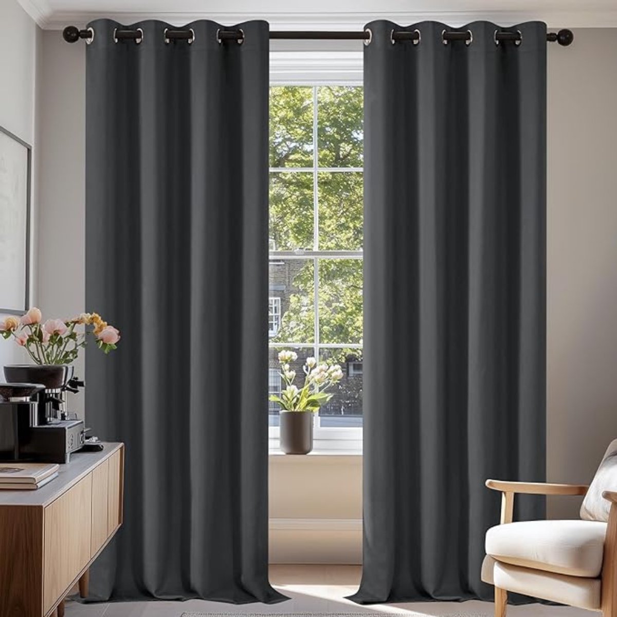 Verte Gordijnen Kant en Klaar met Haakjes - Verduisteringsgordijnen - Gordijnen voor de Woonkamer en Slaapkamer - Modern Ontwerp met Oogjes - 140 x 245 cm - Donkergrijs - Set van 2