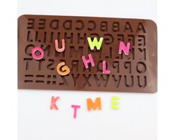 IJsblokjes vorm alfabet - IJsklontjes mal - Letters vorm- Makkelijk uitduwen - IJs blokjes maken - Chocolade / zeep maken - Fondant vormpjes maken - Ice cube tray - 21x11x0,3 cm - Siliconen - Jonyx
