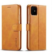 Voor iPhone 11 LC.IMEEKE Horizontale lederen flip-hoes met kalfsstructuur, met houder en kaartsleuven en portemonnee (geel)