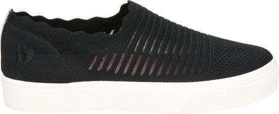 Nike Go FlyEase maakt in schoenen stappen makkelijk - Mixed Grill