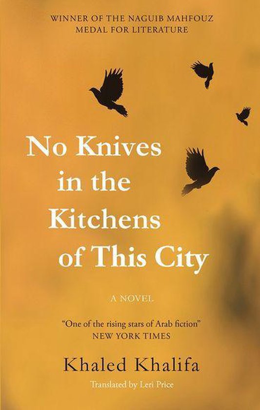 Boekomslag "No Knives in the Kitchens of This City" met zwarte vogels op een oranje achtergrond.