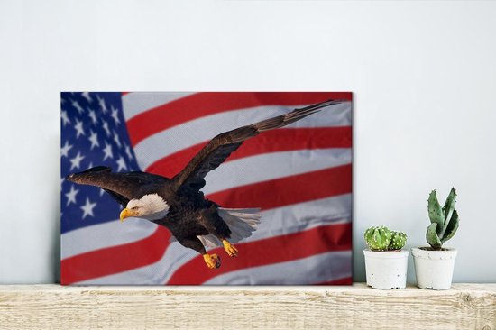 Pygargue à tête blanche devant le drapeau américain Toile 30x20 cm - petit - Tirage photo sur toile (Décoration murale salon / chambre)