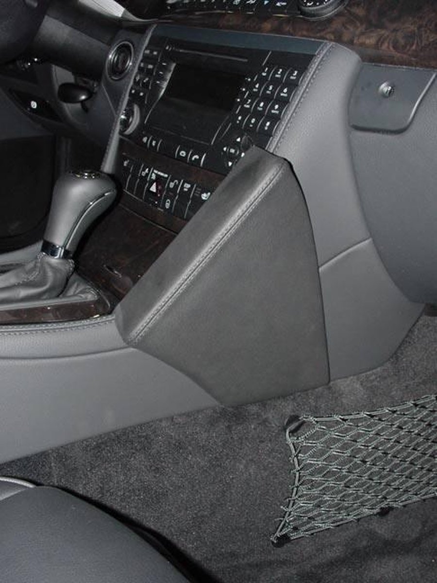 Kuda houder geschikt voor Mercedes Benz E-Klasse (W211) 03/2002-12/2008 Kleur: Zwart