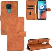 Voor Motorola Moto E7 Effen Kleur Huid Voel Magnetische Gesp Horizontale Flip Kalf Textuur PU Lederen Case met Houder & Kaartsleuven & Portemonnee (Bruin)