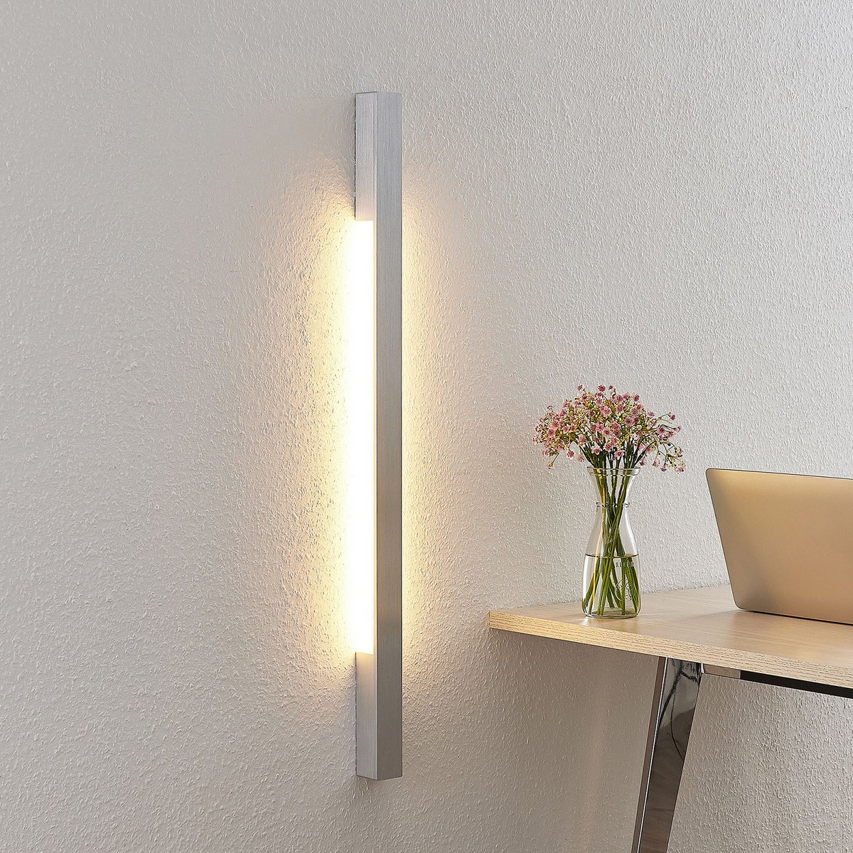 Arcchio - LED wandlamp - 2 lichts - aluminium - H: 91 cm - geborsteld aluminium - Inclusief lichtbronnen