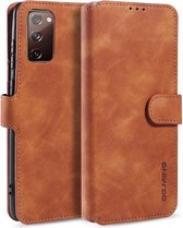 CaseMe - Samsung Galaxy S20 FE Hoesje - Met Magnetische Sluiting - Ming Serie - Leren Book Case - Licht Bruin
