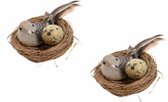 2x stuks decoratie vogelnestje met een vogel en ei 7 x 7 cm - Pasen voorjaar thema versiering