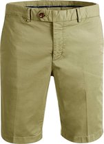 River Woods Tight fit chinoshort in groen