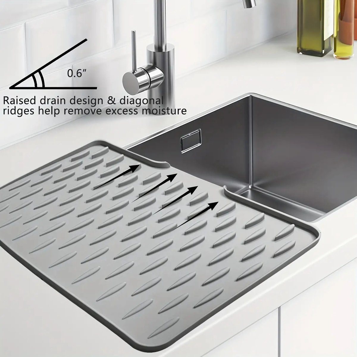 Antislip siliconen afdruiprek voor in de keuken, 36 cm x 28 cm, met ingebouwd afwateringssysteem, hittebestendig en gemakkelijk schoon te maken, geschikt voor aanrechtbladen, gootstenen en koelkasten.