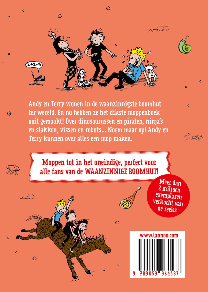 Achterkant van 'Het superdikke waanzinnige moppenboek' met tekeningen van kinderen op een paard, tekst en een barcode.