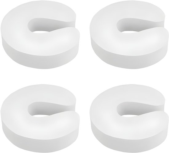 Vier witte, C-vormige deurstoppers op een witte achtergrond.