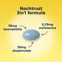 Blauwe capsule met tekst over 50mg lavendelolie, 50mg slaapmutsje en 0,29mg melatonine.