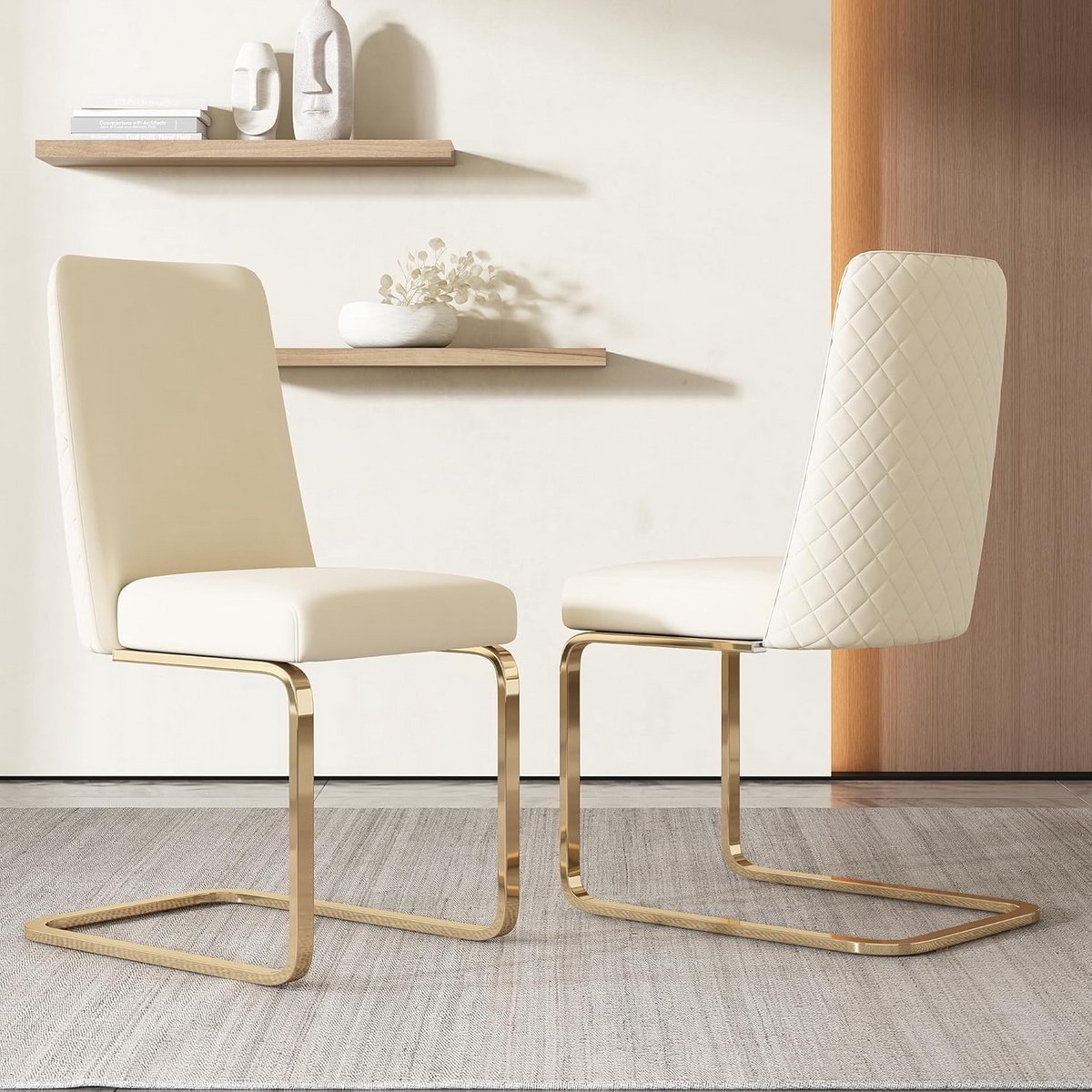 Set van 2 Luxueuze FluWelen Eetkamerstoelen met Diamantrug en Gouden Poten