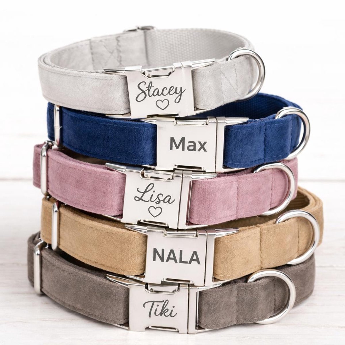 Honden Halsband Fluweel | Fluwelen Hondenhalsband | Velvet Elite Halsband | Halsband metalen sluiting graveren | Honden Halsband Beige | Maat L | Petshop Seven
