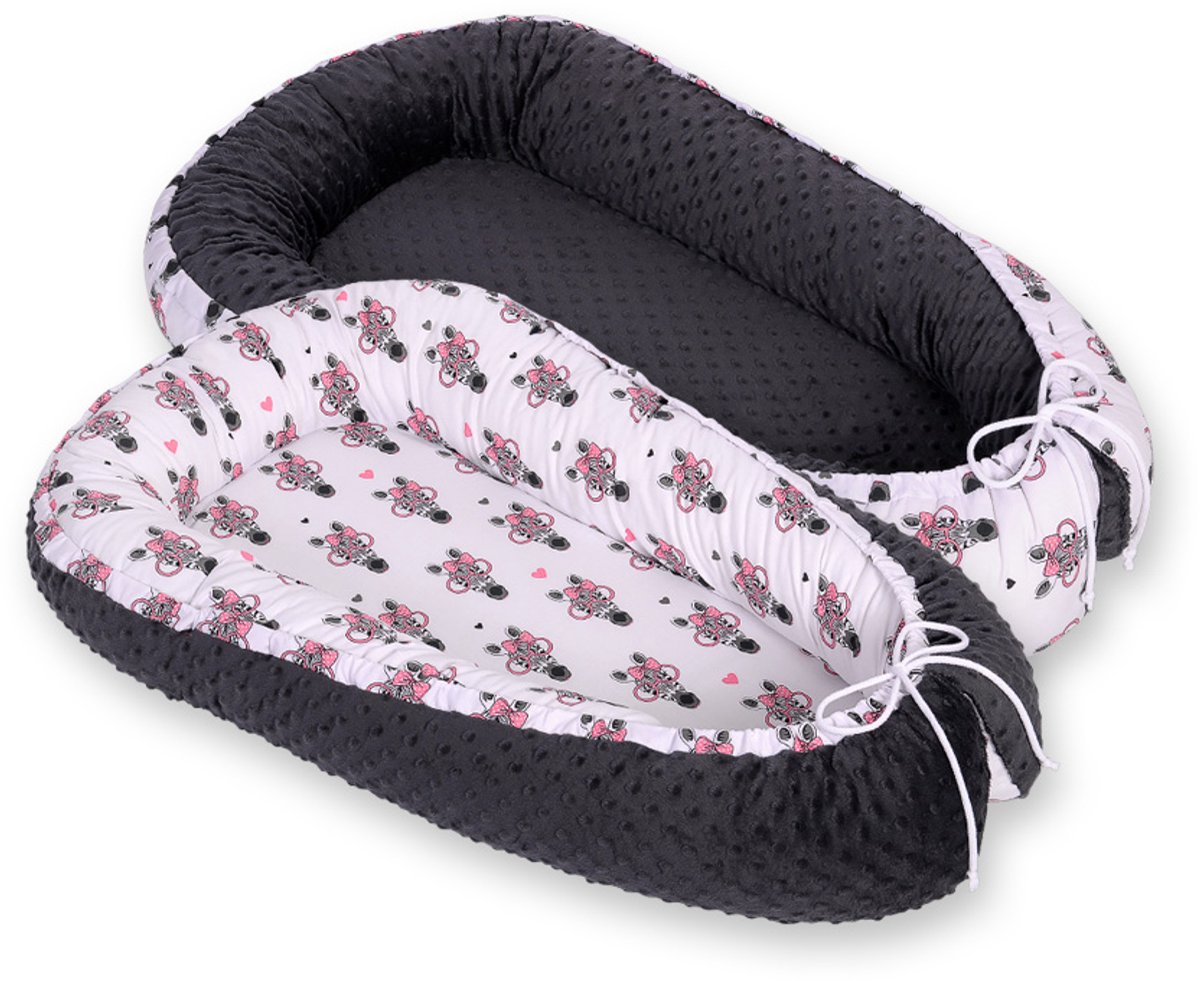 Babynest dubbelzijdig Premium Cocoon voor baby's BOBONO minky-roze zebra's