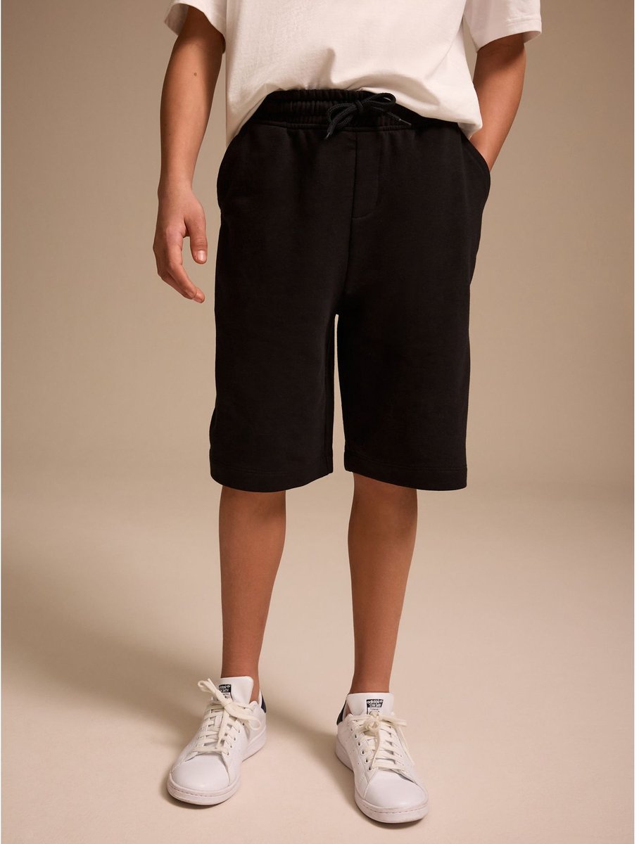 Next - Jongens - Basic short met ruime pasvorm - Zwart
