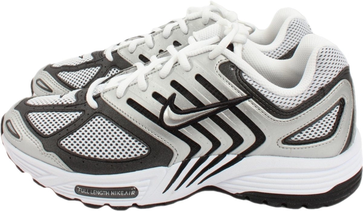 Nike sneakers maat 405