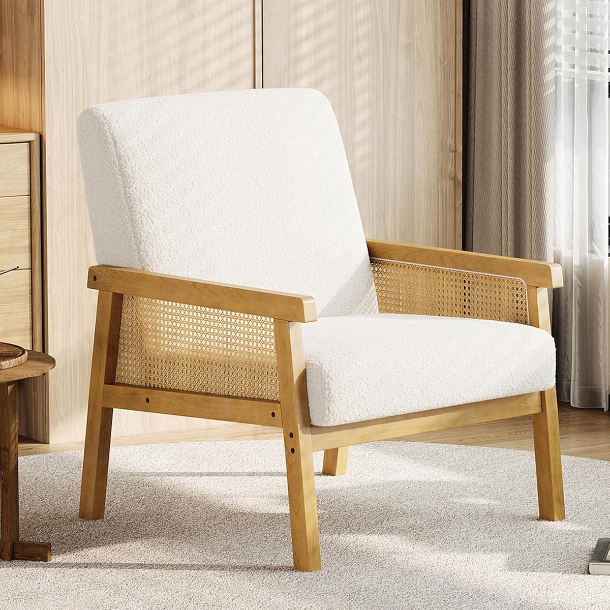 Luxe Bouclé Fauteuil met Rotan Armleuningen - Houten Frame & Hoge Rugleuning - Bohemian Leesstoel voor Woonkamer en Slaapkamer