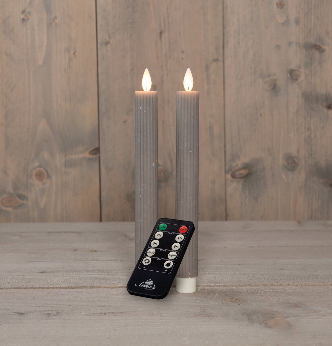 Anna's collection - Dinerkaars ribbel wax led bewegende vlam op bat...