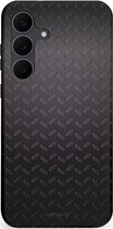Zwart telefoonhoesje met reliëf ruitpatroon, passend voor Samsung Galaxy S25FE.