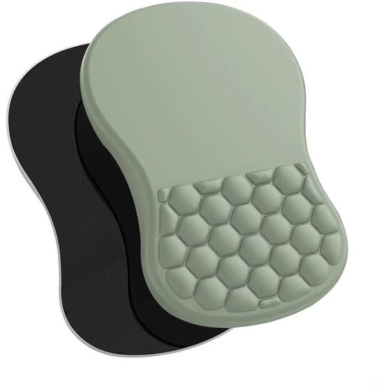 Deze gamingmuismat is voorzien van een polssteun van traagschuim en een antislip onderkant van PU. Met afmetingen van 31 x 21 x 3 cm is hij geschikt voor kantoorpersoneel, studenten en gamers. Verkrijgbaar in Groen.