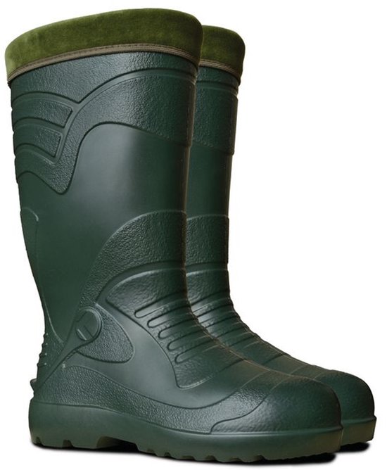 Groene Kolmax werklaarzen met verstevigde zolen, bovenrand van groene stof en waterdichte, oliebestendige eigenschappen.