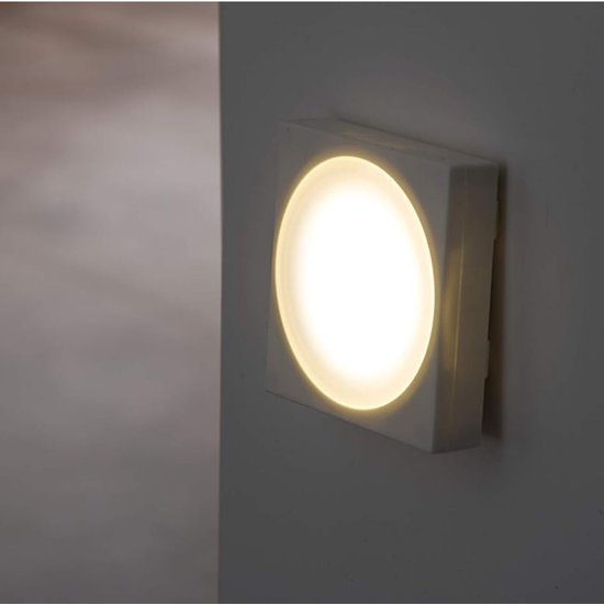 Unitec 4x Set LED Nachtlicht met Knop Kast Meubel Keuken Onderbouw Kleeflamp Licht van Merkloos — afbeelding 3