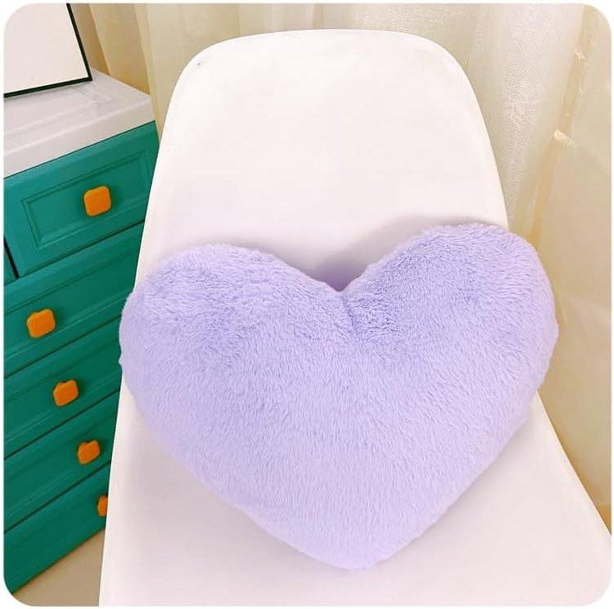 Decoratief pluche kussen in hartvorm voor woonkamer en slaapkamer - paars 46 x 36 cm
