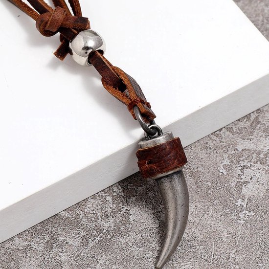 Roestvrijstalen stier met ketting 70 cm voor mannen met bovenarm