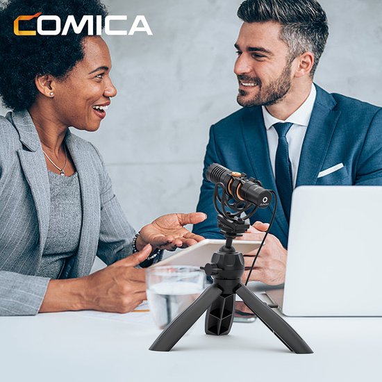 Comica VM10 Pro compacte microfoon voor telefoon en camera — Shotgun richtmicrofoon — Met 3.5mm en USB-C poort — Zwart